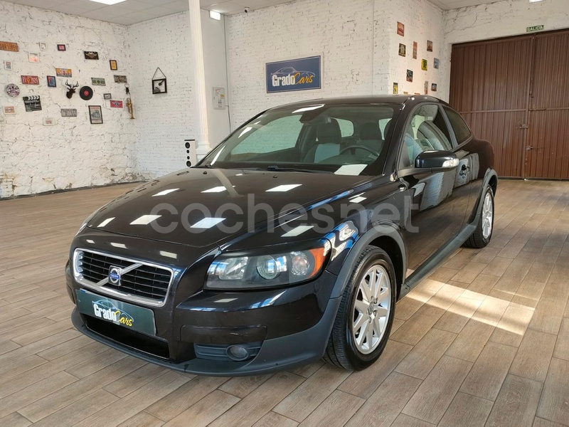 VOLVO C30 2.0D Momentum