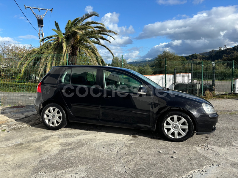 VOLKSWAGEN Golf 1.9 TDI Sportline