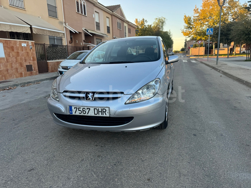 PEUGEOT 307 1.6 XT 5p.