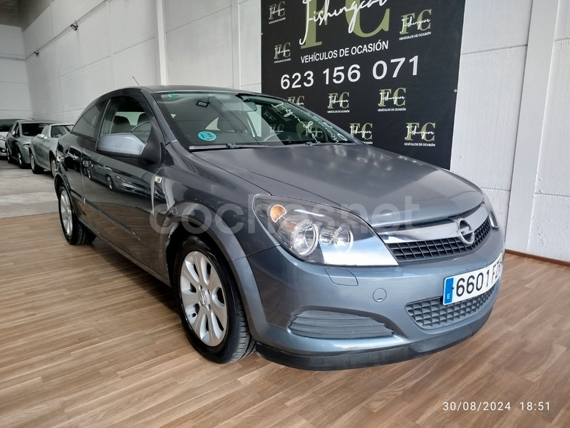 OPEL Astra GTC 1.6 16v Enjoy 3p.