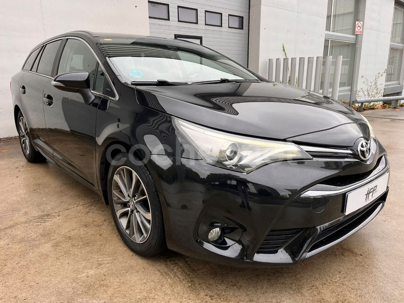 TOYOTA Avensis 2.0 150D ADVANCE TS