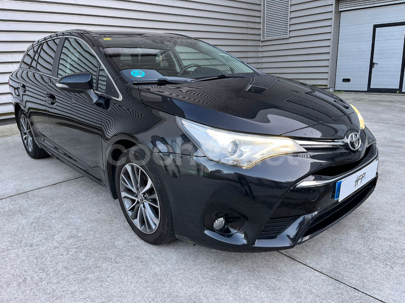 TOYOTA Avensis 2.0 150D ADVANCE TS