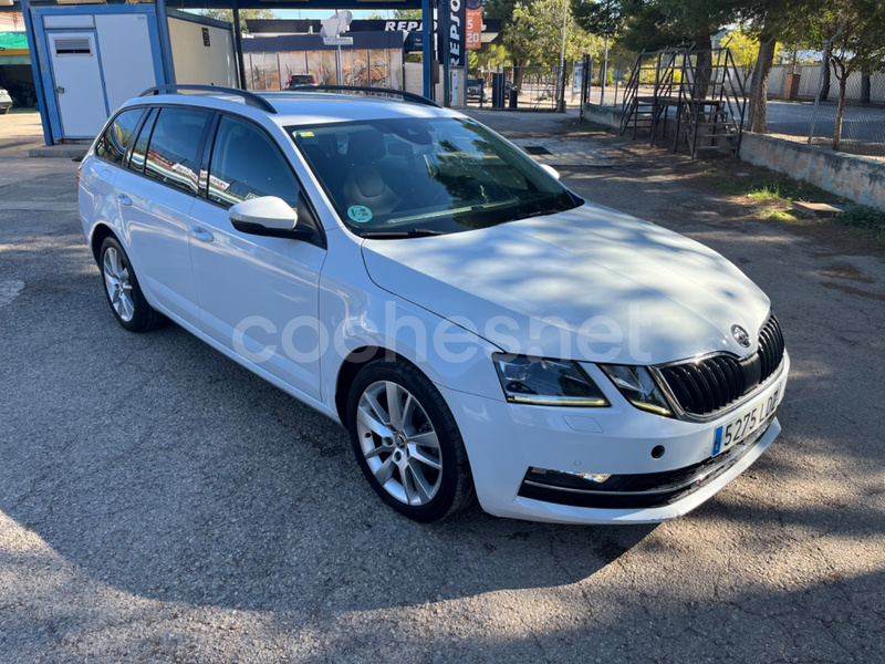 SKODA Octavia Combi 2.0 TDI 110kW 150CV DSG Style 5p.