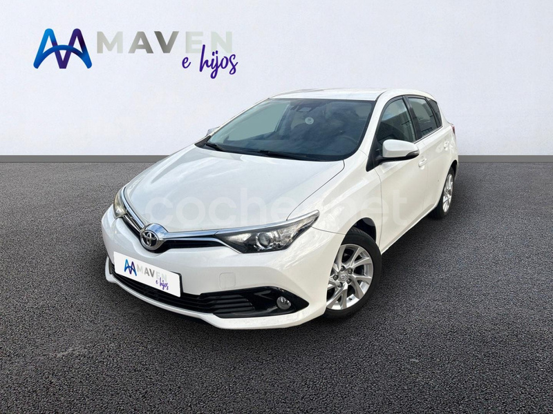 TOYOTA Auris 1.2 120T Active 5p.