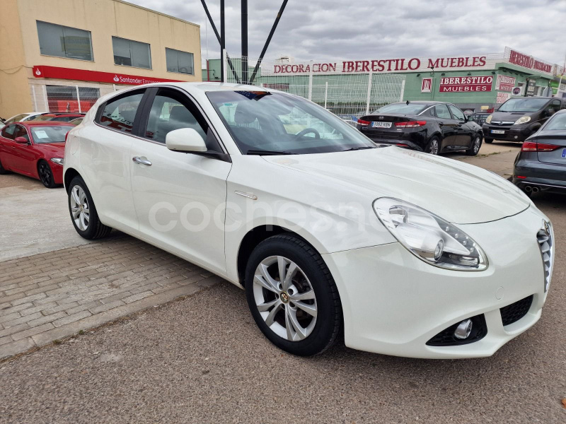 ALFA ROMEO Giulietta 1.6 JTDm 105cv Distinctive 5p.