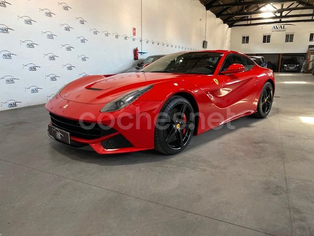 FERRARI F12 Berlinetta