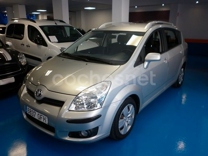 TOYOTA Corolla Verso 1.8 VVTi Luna 5p.