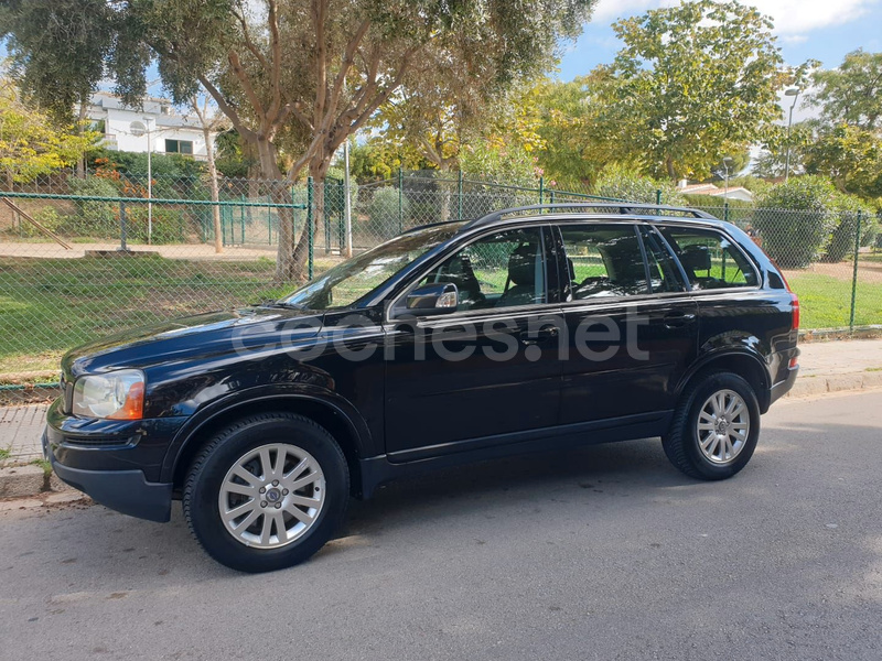 VOLVO XC90 D5 Momentum Auto 7 Asientos 5p.