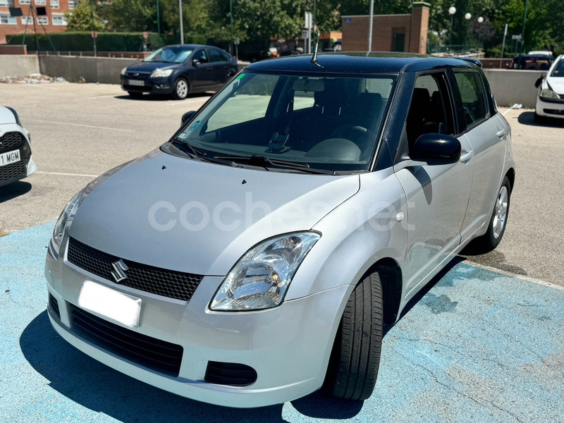 SUZUKI Swift 1.3 GLX 5p 5p.