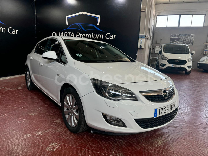 OPEL Astra 2.0 CDTi Cosmo 5p.