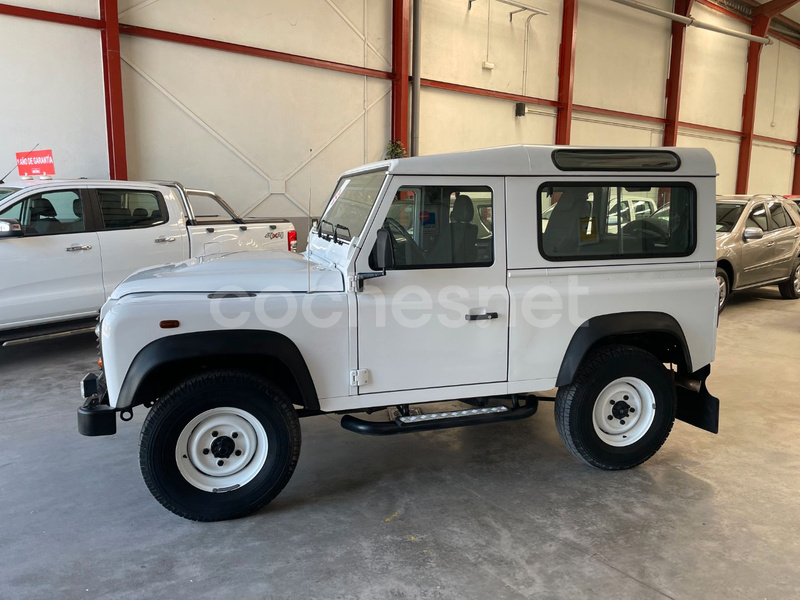 LAND-ROVER Defender 90 SW E 3p.