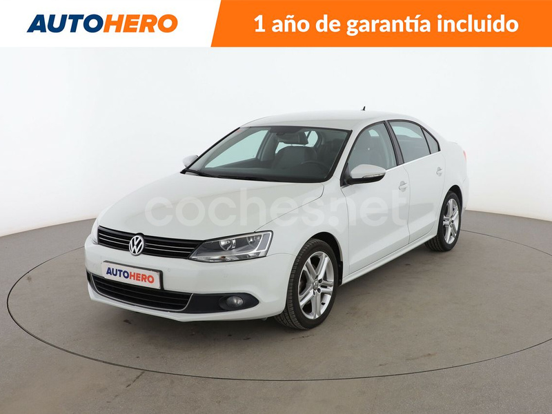 VOLKSWAGEN Jetta 2.0 TDI 140cv Sport 4p.