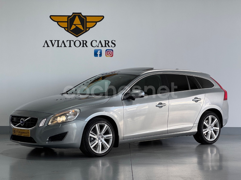 VOLVO V60 2.4 D5 Summum AWD Auto 5p.