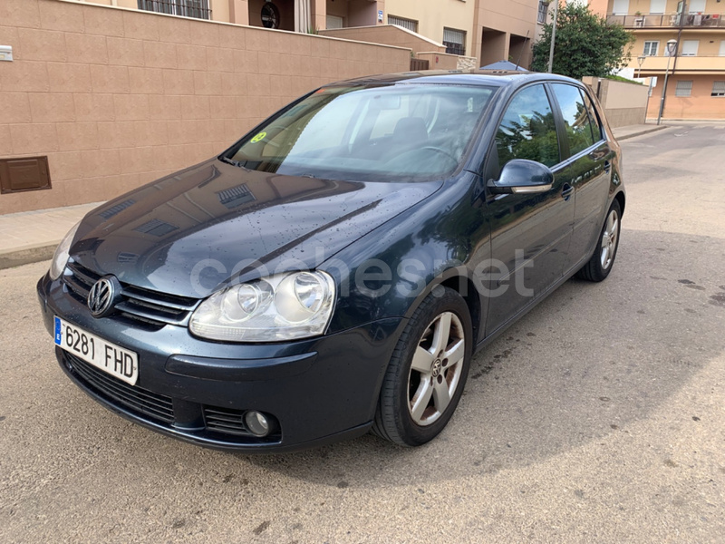 VOLKSWAGEN Golf 1.9 TDI 105cv Highline 5p.