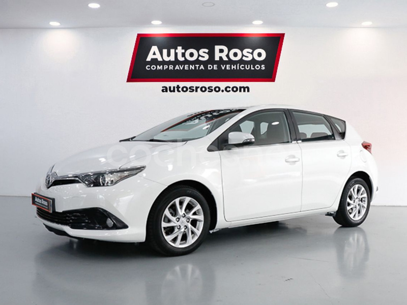 TOYOTA Auris 1.2 120T Active 5p.