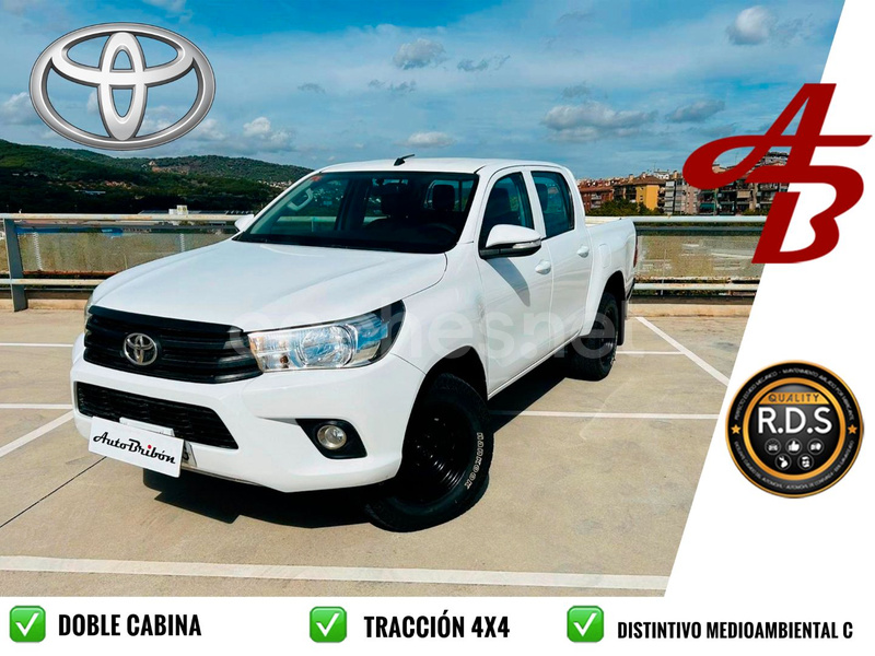 TOYOTA Hilux 2.4 D4D Cabina Extra Chasis GX