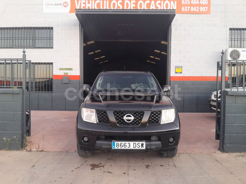 NISSAN Pathfinder 2.5 dCi XE 5 plazas