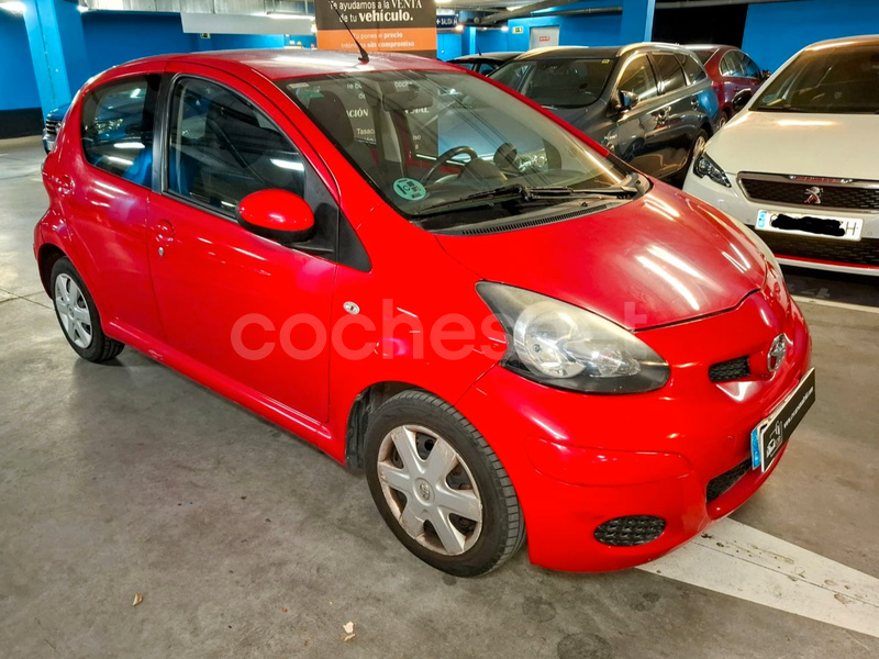 TOYOTA Aygo 1.0 VVTi Connect 5p.