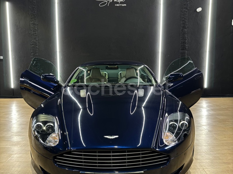 ASTON MARTIN DB9 5.9 Coupe Touchtronic 2