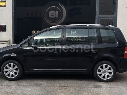 VOLKSWAGEN Touran 1.9 TDI 105 Edition 5p.