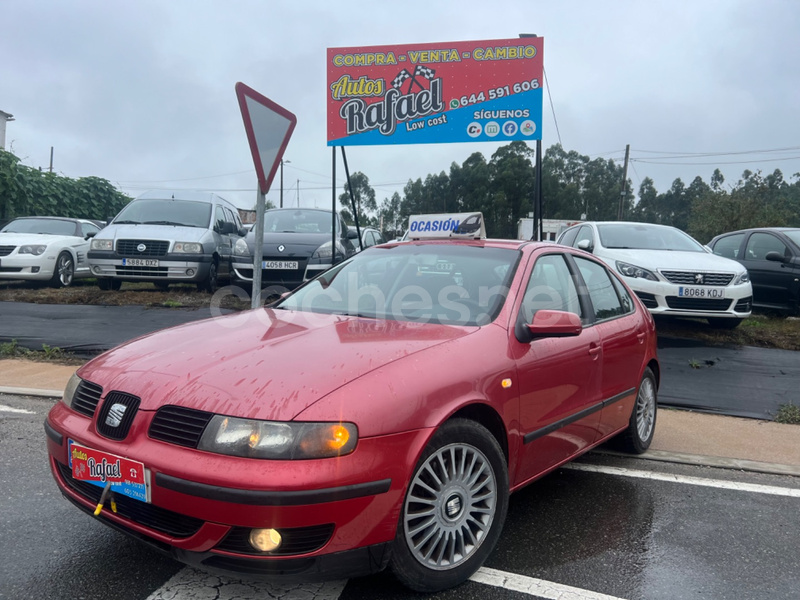 SEAT León 1.8i T 4 20V SPORT 5p.