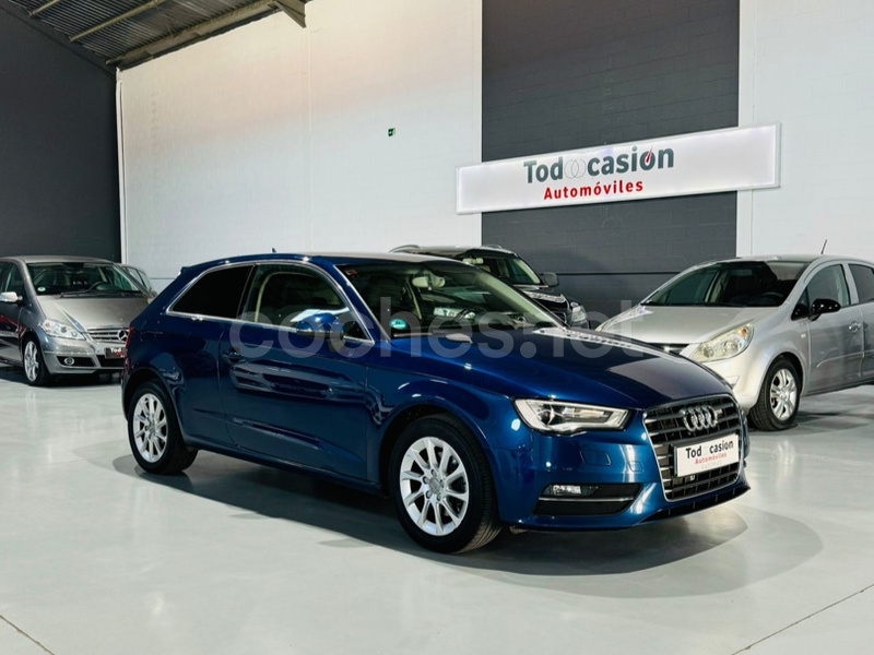 AUDI A3 1.6 TDI 105cv Ambiente 3p.