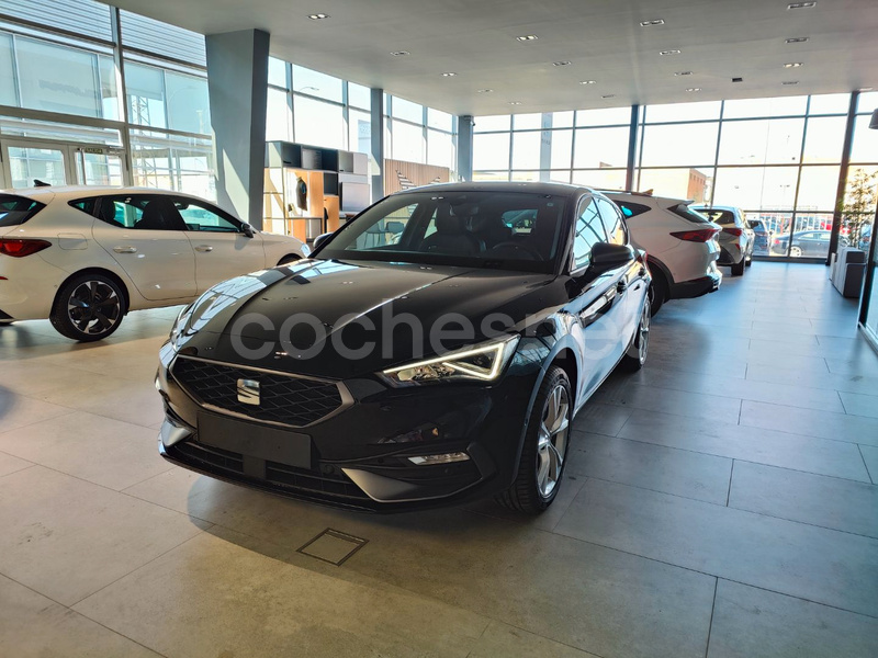 SEAT León 1.0 eTSI DSG7 SS FR 25 Aniv