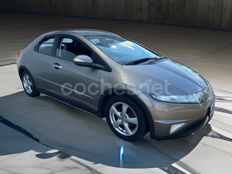 HONDA Civic 1.8 iVTEC Comfort