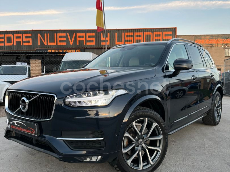 VOLVO XC90 2.4 D5 AWD Momentum Auto