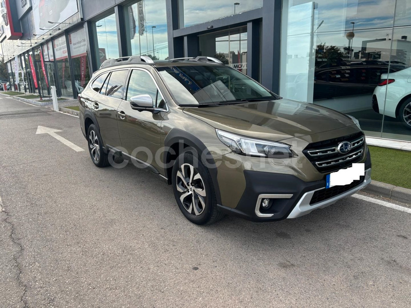 SUBARU Outback 2.5i Touring CVT Lineartronic AWD