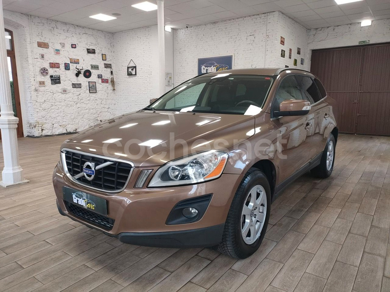 VOLVO XC60 2.4D AWD Momentum