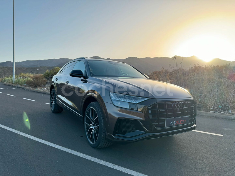 AUDI Q8 50 TDI 210kW Black L quattro tiptronic 5p.