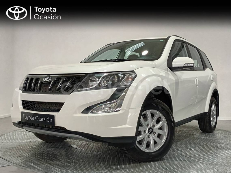 MAHINDRA XUV500 AWD 4X4 W8 7 plazas