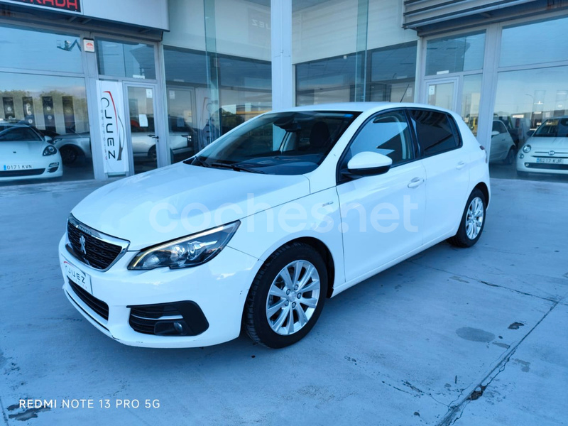 PEUGEOT 308 5P Style BlueHDi 100 SS 6 Vel. MAN 5p.