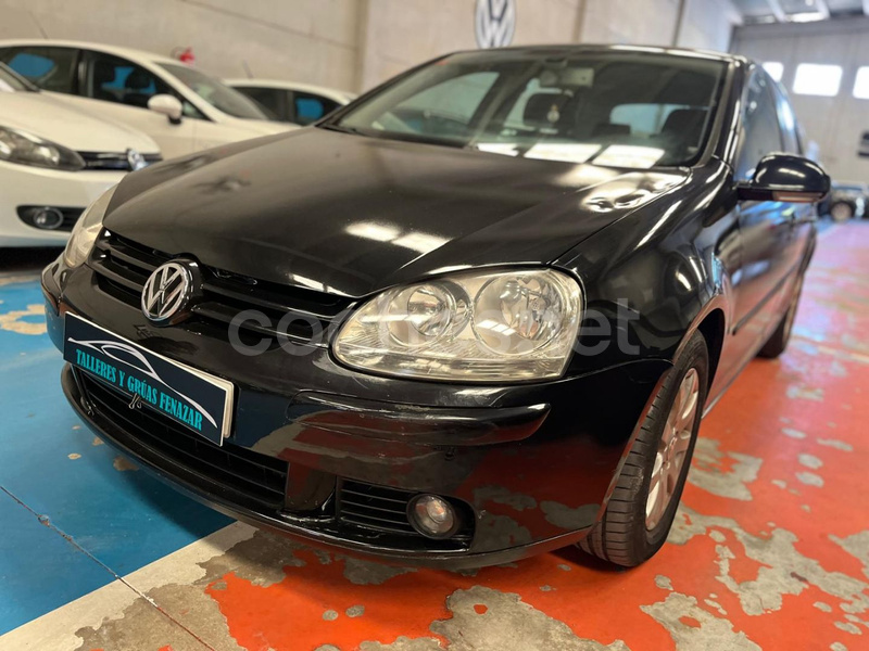 VOLKSWAGEN Golf 2.0 TDI Highline