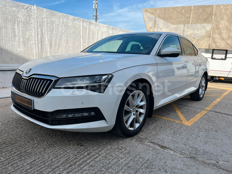 SKODA Superb 2.0 TDI DSG Active