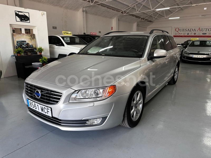 VOLVO V70 2.0 D4 Momentum Auto