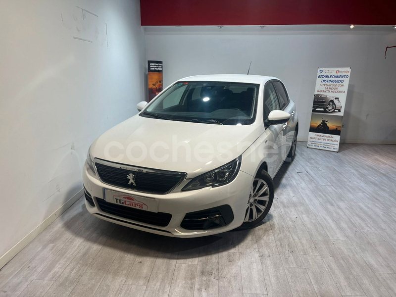 PEUGEOT 308 Style 1.2 PureTech