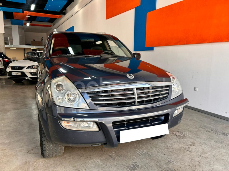 SSANGYONG Rexton 270 Xdi PLUS