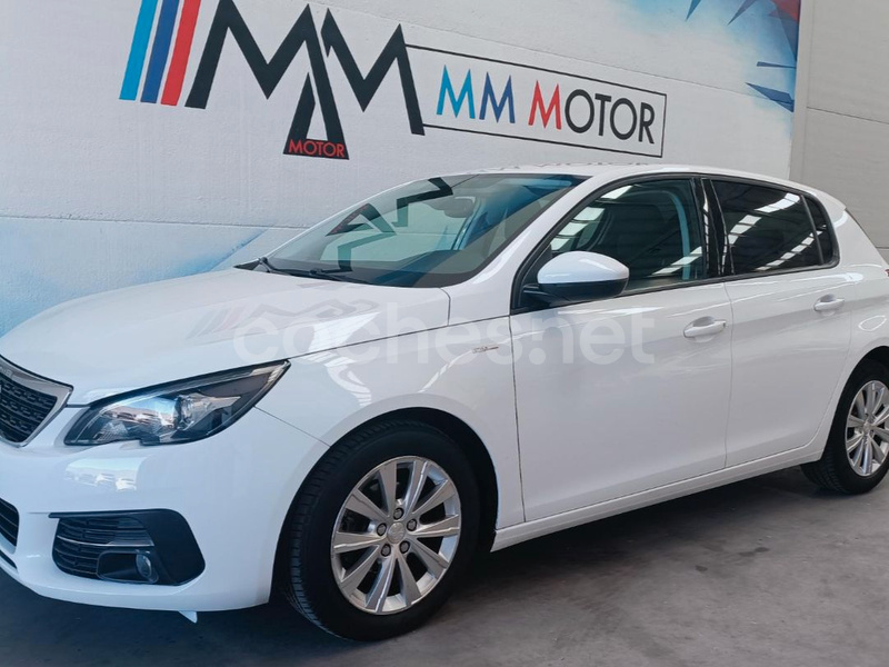 PEUGEOT 308 Active BlueHDi 100 SS