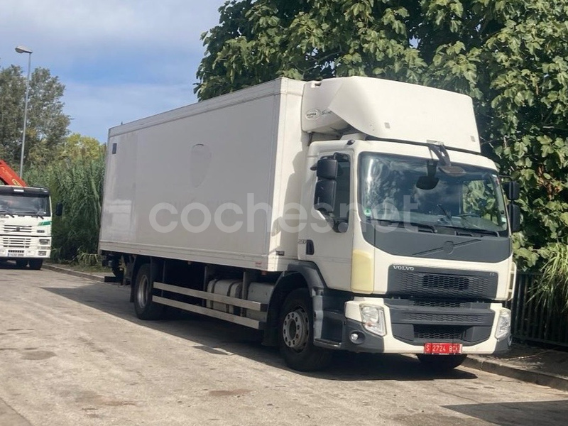 VOLVO FL 250 FRIGO MULTITEMPERATURA euro 6