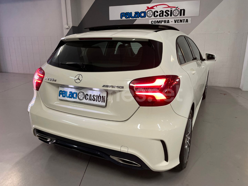 MERCEDES-BENZ Clase A A 200 d AMG Line 5p.