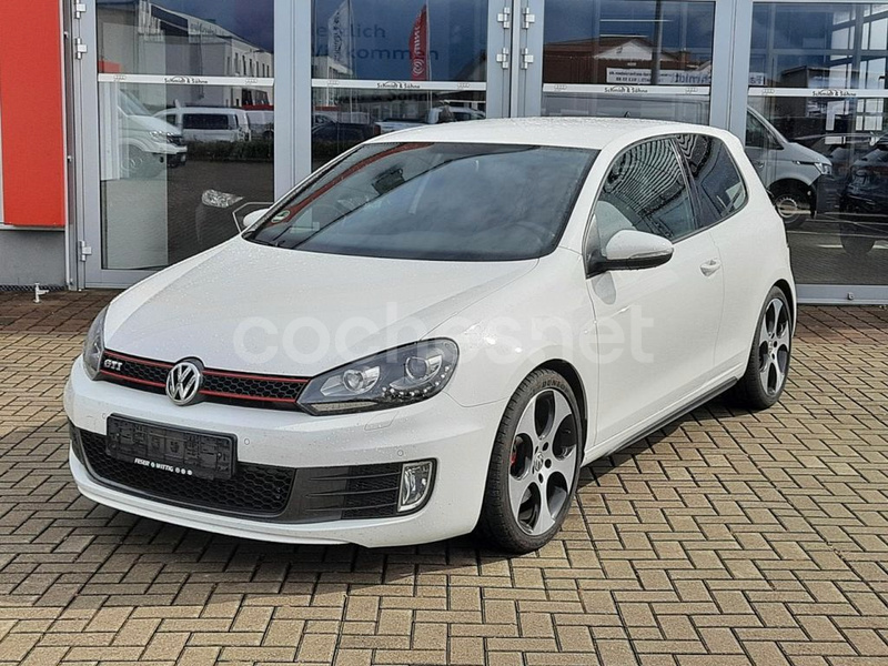 VOLKSWAGEN Golf 2.0 TSI 210cv GTI 3p.