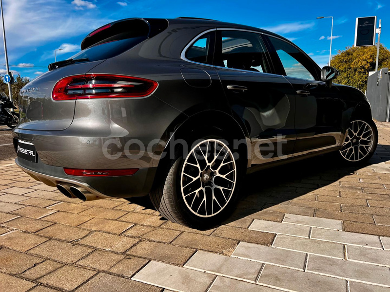 PORSCHE Macan S