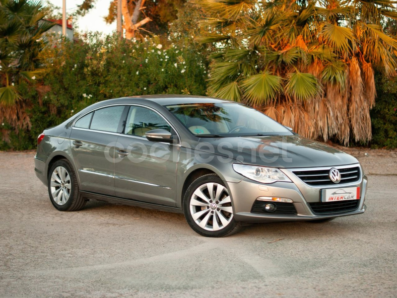 VOLKSWAGEN Passat CC 1.8 TSI