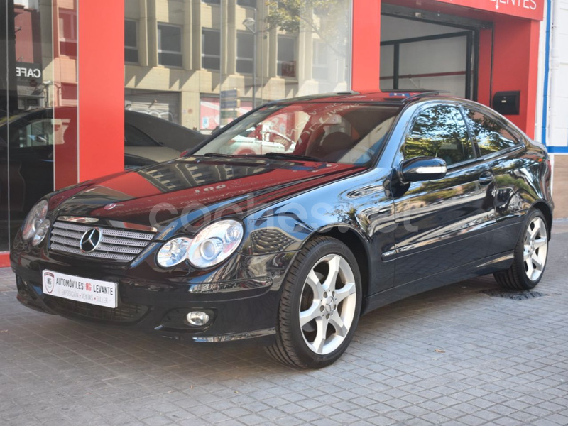 MERCEDES-BENZ Clase C C 180 K SPORTCOUPE SPORT EDITION 3p.