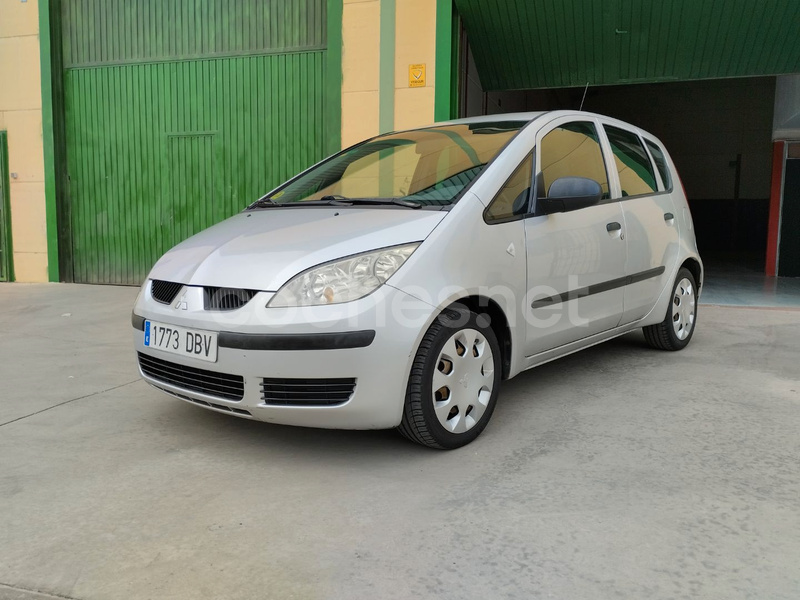 MITSUBISHI Colt 1.1 12v Invite 5p.