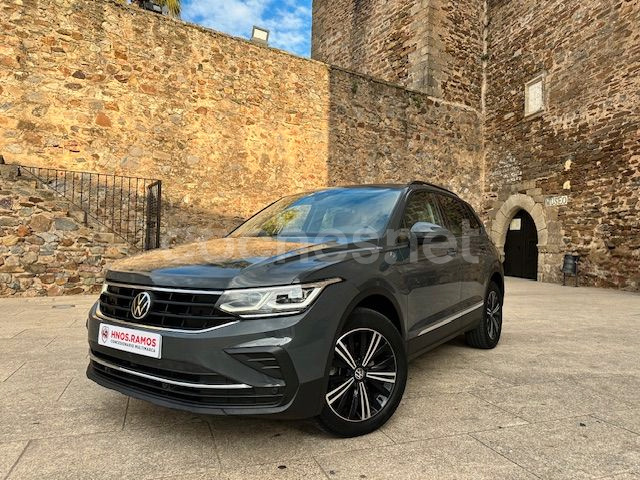 VOLKSWAGEN Tiguan Life 2.0 TDI