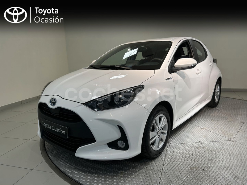 TOYOTA Yaris 1.5 120H Business Plus