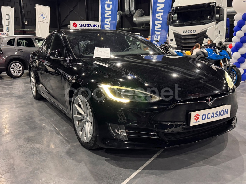 TESLA Model S 75D 4WD